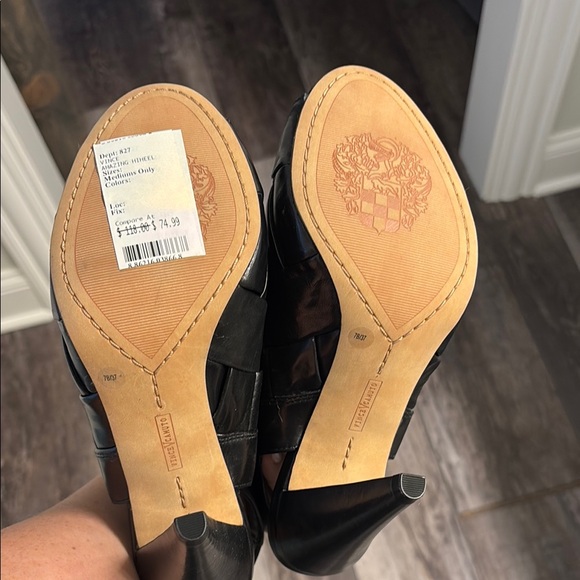 BNWB!! Vince Camuto Black Women's Heels - Picture 3 of 4